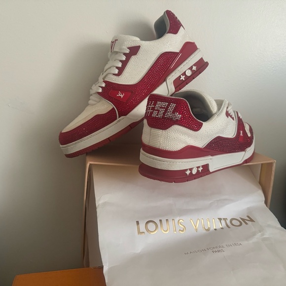 Louis Vuitton Rare LV arch light sneaker Bought in Paris - Picture 3 of 7